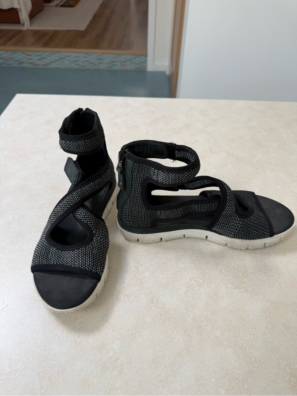 OTBT women’s Gladiator sandals size 7.5 back zipper and Velcro straps